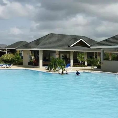 Sunset Palms & Villa Management Ltd Richmond Exterior foto