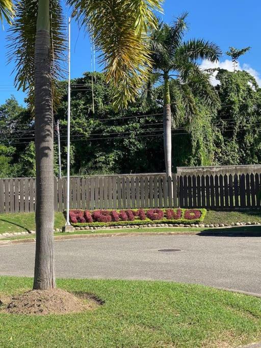 Sunset Palms & Villa Management Ltd Richmond Exterior foto